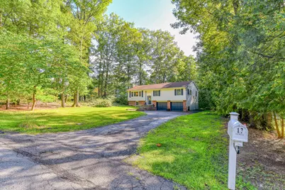 17 Pine Court, Middletown, NY 10941 - Photo 1