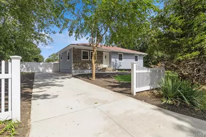 509 Hampton Avenue, Bellport, NY 11713 - Photo 1