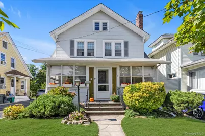 21 Carter Court, Lynbrook, NY 11563 - Photo 1