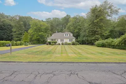 137 Blauvelt Road, Nanuet, NY 10954 - Photo 1