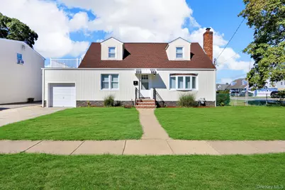35 E Euclid Street, Valley Stream, NY 11580 - Photo 1