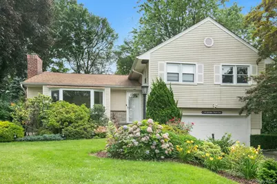 125 Darling Avenue, New Rochelle, NY 10804 - Photo 1
