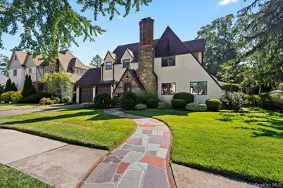 247 Hollywood Avenue, Tuckahoe, NY 10707 - Photo 1