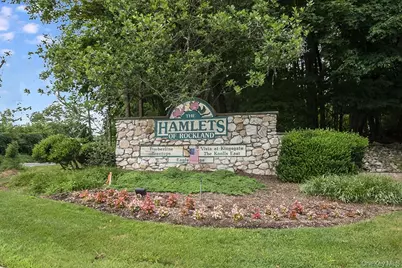 9 Isabel Court, Nanuet, NY 10954 - Photo 1