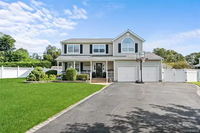 10 Carousel Court, East Islip, NY 11730 - Photo 1
