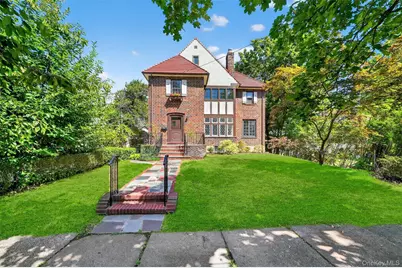 15 Park Place, Fleetwood, NY 10552 - Photo 1