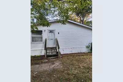 433 Mill Road Unit #1, Riverhead, NY 11933 - Photo 1