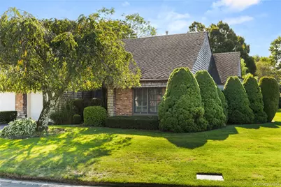 148 Baywoods Lane, Bay Shore, NY 11706 - Photo 1