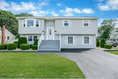 12 Parr Drive, Ronkonkoma, NY 11779 - Photo 1