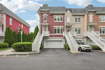 95 Alexander Court, Nanuet, NY 10954 - Photo 1