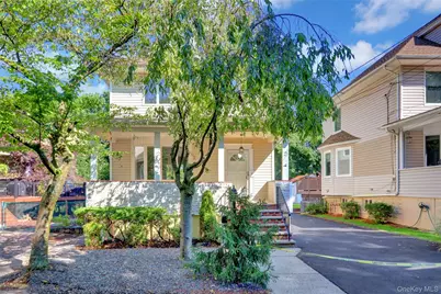 2 Oak Court, New York, NY 10308 - Photo 1