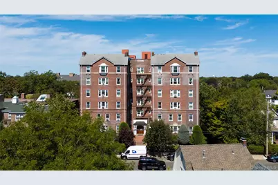 55 Grand Avenue #3E, Rockville Centre, NY 11570 - Photo 1