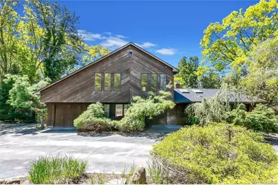 34 Hawthorne Street, Mount Sinai, NY 11766 - Photo 1