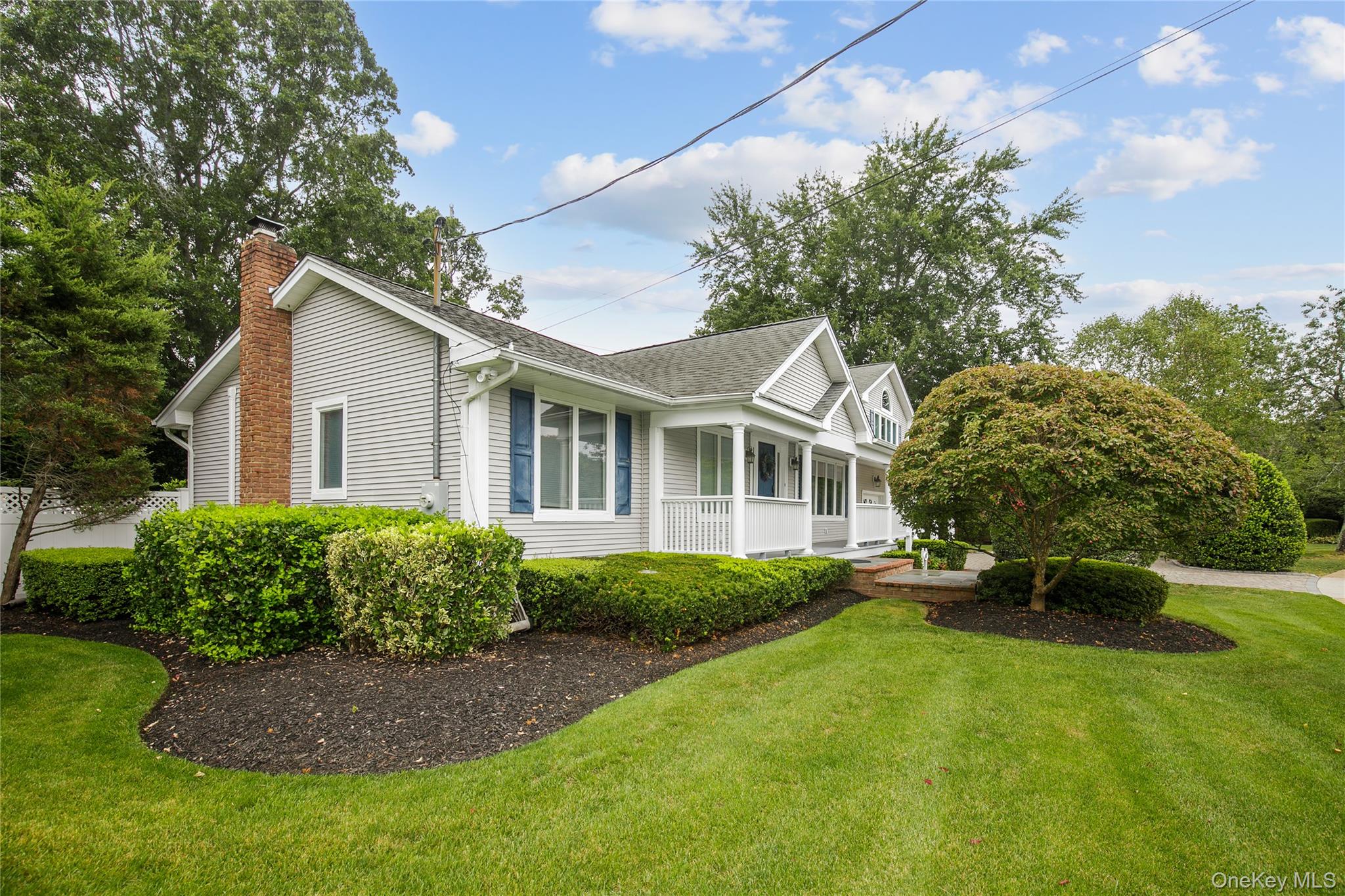 5 Searington Dr, Syosset, NY 11791 - MLS 912179 - Coldwell Banker