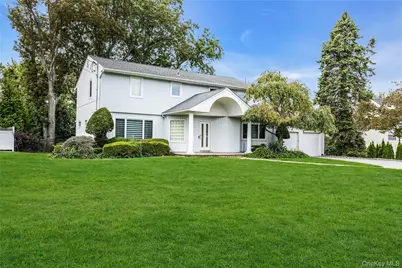 71 Hofstra Drive, Plainview, NY 11803 - Photo 1