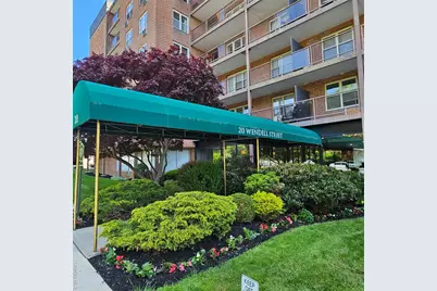 20 Wendell Street #E2, Hempstead, NY 11550 - Photo 1