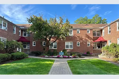 3 Bryant Crescent #1J, White Plains, NY 10605 - Photo 1