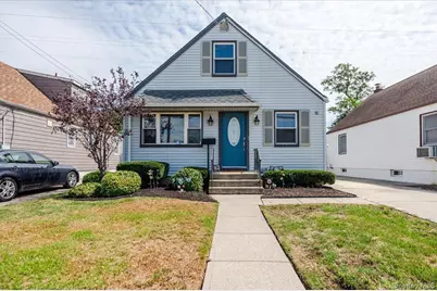 62 Westcott, Inwood, NY 11096 - Photo 1