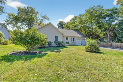 17 Santa Anna Drive, Poughkeepsie, NY 12603 - Photo 1