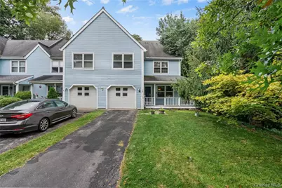 5 Windsor Court, Poughkeepsie, NY 12601 - Photo 1