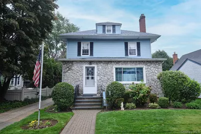 17 Concord Street, Floral Park, NY 11001 - Photo 1