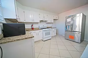 21 Lake Ave, Yonkers, NY 10703 - Photo 9