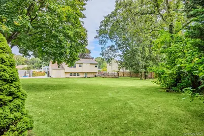 22 Larry Road, Selden, NY 11784 - Photo 29