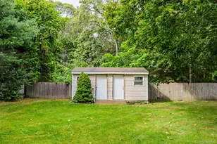 22 Larry Rd, Selden, NY 11784 - Photo 33