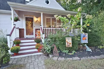 22 Richmond Place, Cortlandt Manor, NY 10567 - Photo 1