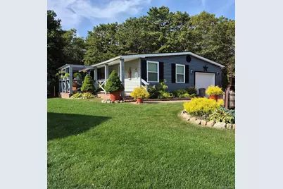 53 Village Circle S, Manorville, NY 11949 - Photo 1