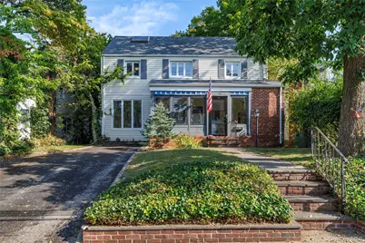 136 Scarcliffe Drive, Malverne, NY 11565 - Photo 1