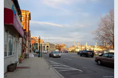 132 W Boston Post Road #5, Mamaroneck, NY 10543 - Photo 1