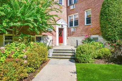 315 Palmer Terrace #1D, Mamaroneck, NY 10543 - Photo 1