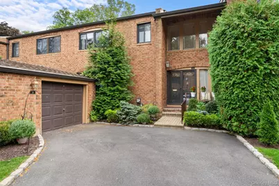 38 Windsor Gate Drive, North Hills, NY 11040 - Photo 1