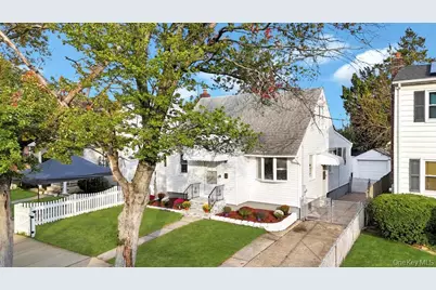 23 Franklin Street, Elmont, NY 11003 - Photo 1
