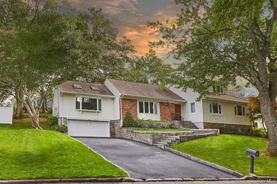 179 Van Etten Boulevard, New Rochelle, NY 10804 - Photo 1