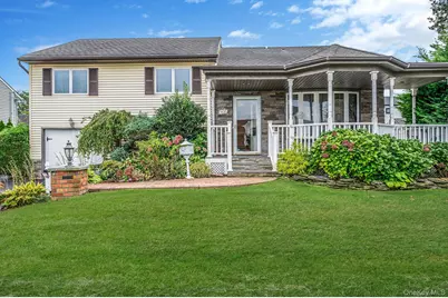 3676 Regent Lane, Wantagh, NY 11793 - Photo 1