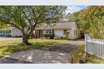 30 Thorburn Avenue, Patchogue, NY 11772 - Photo 1