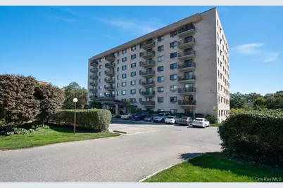 666 Pelham Road #4J, New Rochelle, NY 10805 - Photo 1