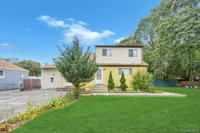 36 Farrington Avenue, Bay Shore, NY 11706 - Photo 1