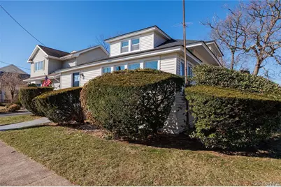 33 Marshall Avenue, Lynbrook, NY 11563 - Photo 1