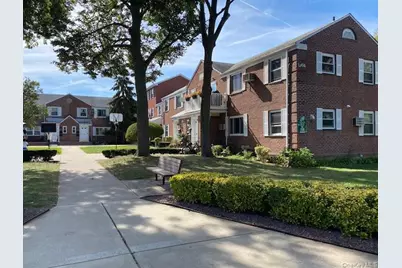 73-18 260th Street #B-1, Glen Oaks, NY 11004 - Photo 1