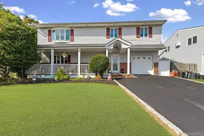 769 Bay Place, Lindenhurst, NY 11757 - Photo 1
