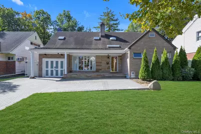 219-44 Peck Avenue, Hollis, NY 11427 - Photo 1