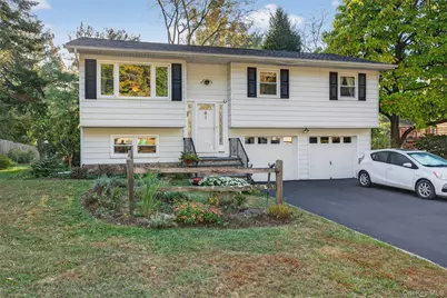 102 Sutton Park Road, Poughkeepsie, NY 12603 - Photo 1