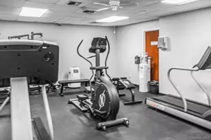 100 Glen Hollow Dr, Port Jefferson Station, NY 11776 - Photo 21