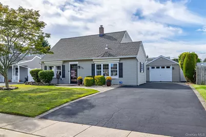 98 Harvest Lane, Levittown, NY 11756 - Photo 1