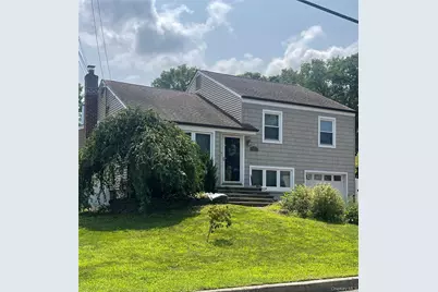 14 Bruce Lane S, Kings Park, NY 11754 - Photo 1