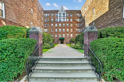 25 Parkview Avenue #2K, Bronxville, NY 10708 - Photo 1