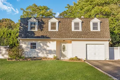 209 Cirrus Road, Holbrook, NY 11741 - Photo 1
